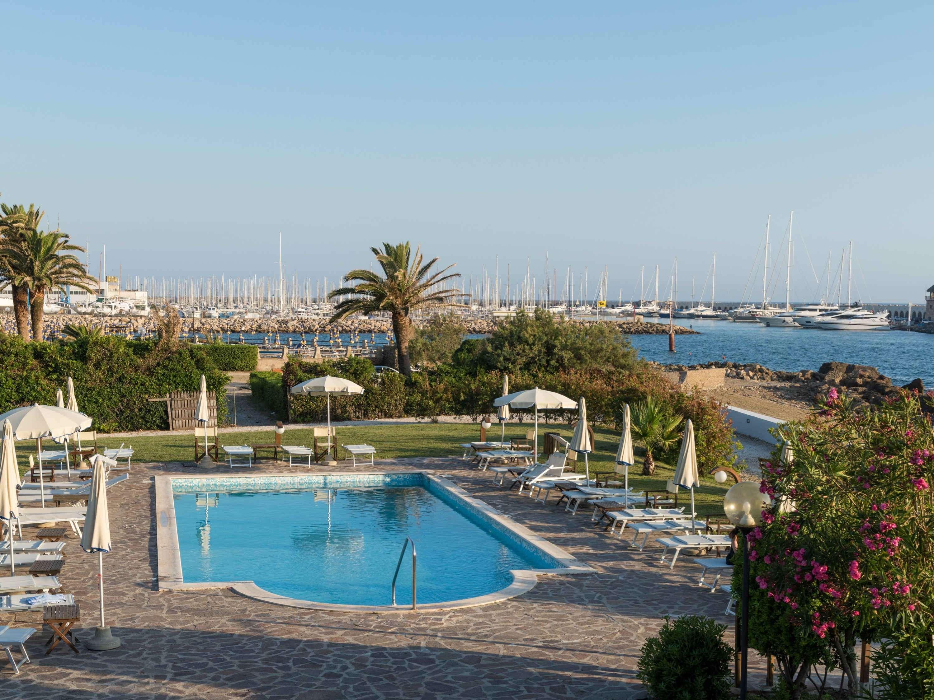 Sunbay Park Hotel Civitavecchia Εξωτερικό φωτογραφία